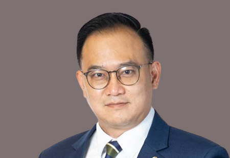 Phiphat Khanonwet Vice President Information Technology at ONYX Hospitality Group | Real Estate Business Review